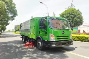 綠色低碳迎大運(yùn) 都江堰510輛純電動(dòng)環(huán)衛(wèi)車投用